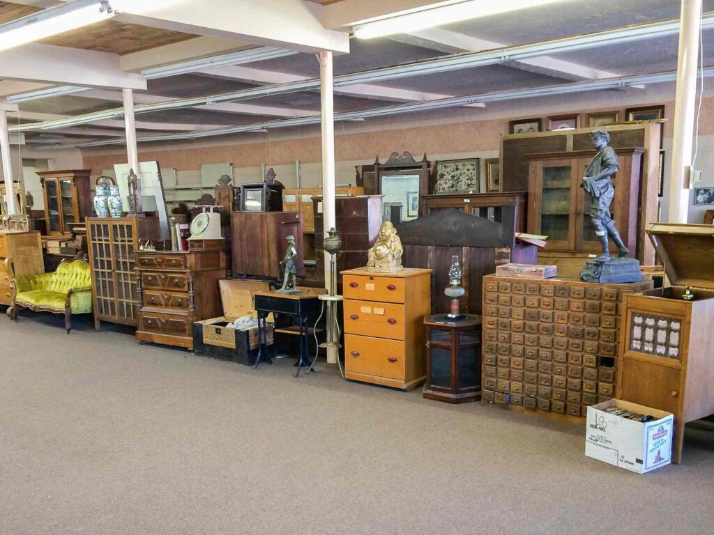 Services Of Nellis Auction