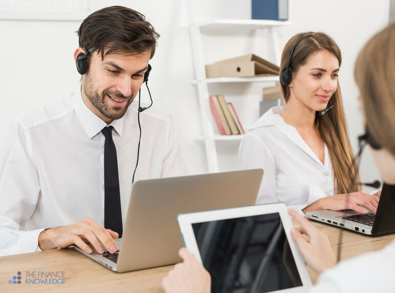 What Are The Pros And Cons Of Customer Service_
